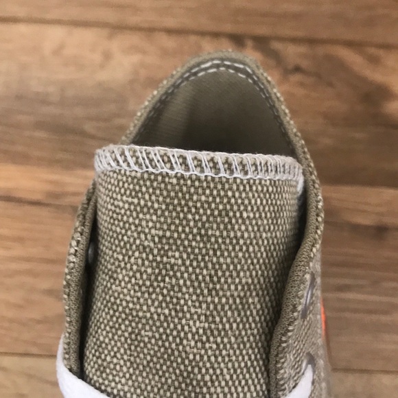 CONVERSE CTAS HIGH TOP BRAND NEW - Picture 13 of 16